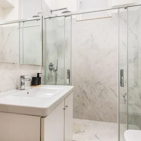 Modern Design 5 Minutes San Raffaele Апартаменты *
